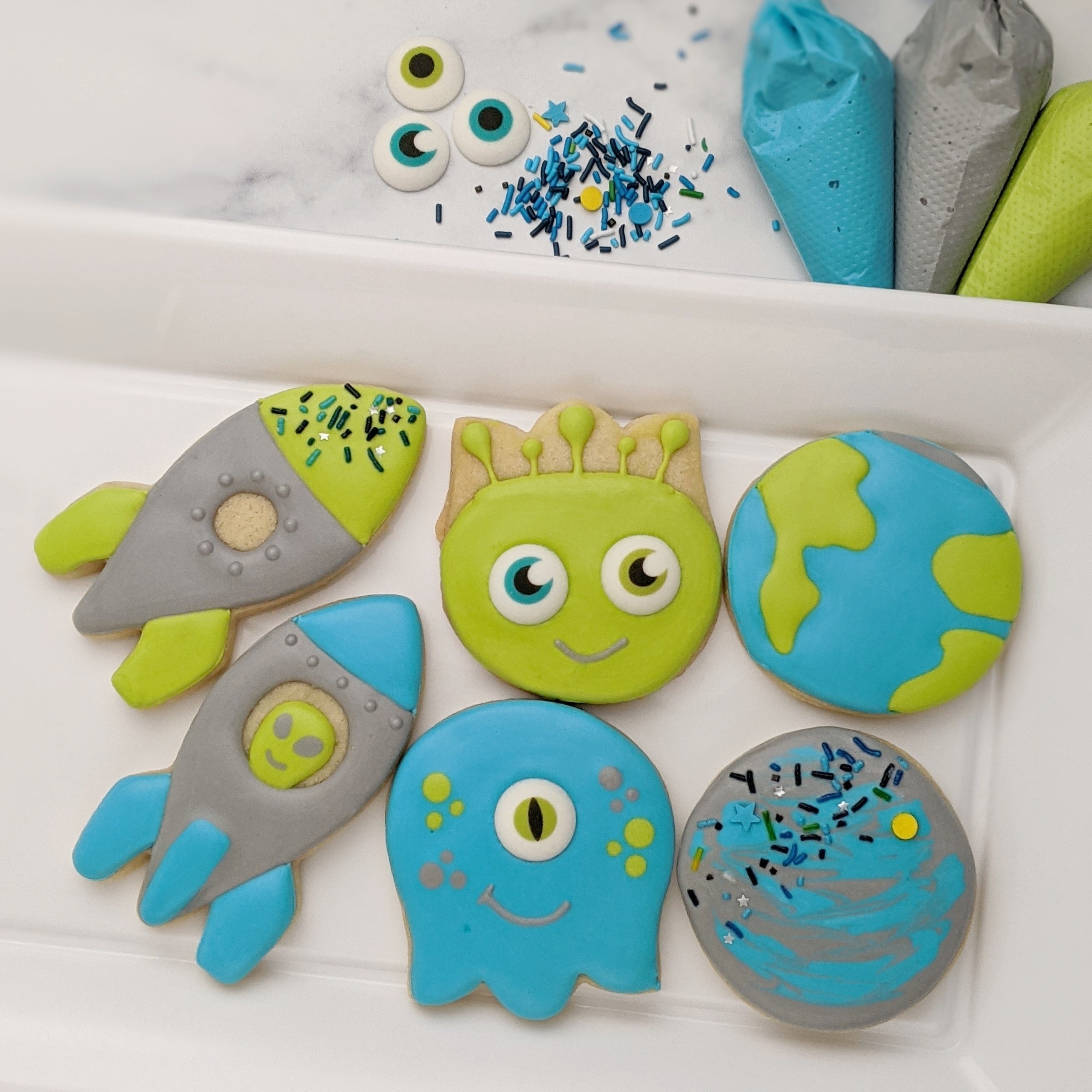 Aliens Sugar Cookie Decorating Kit